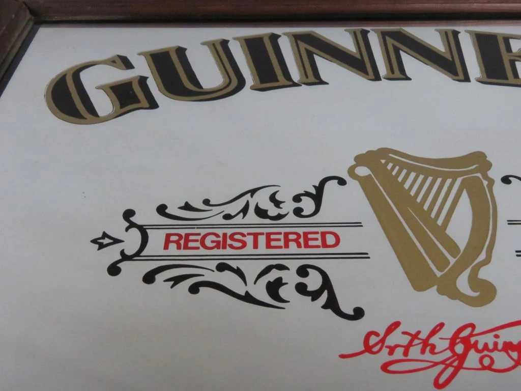 Guinness Extra Stout spiegel met houten lijst - foto 6