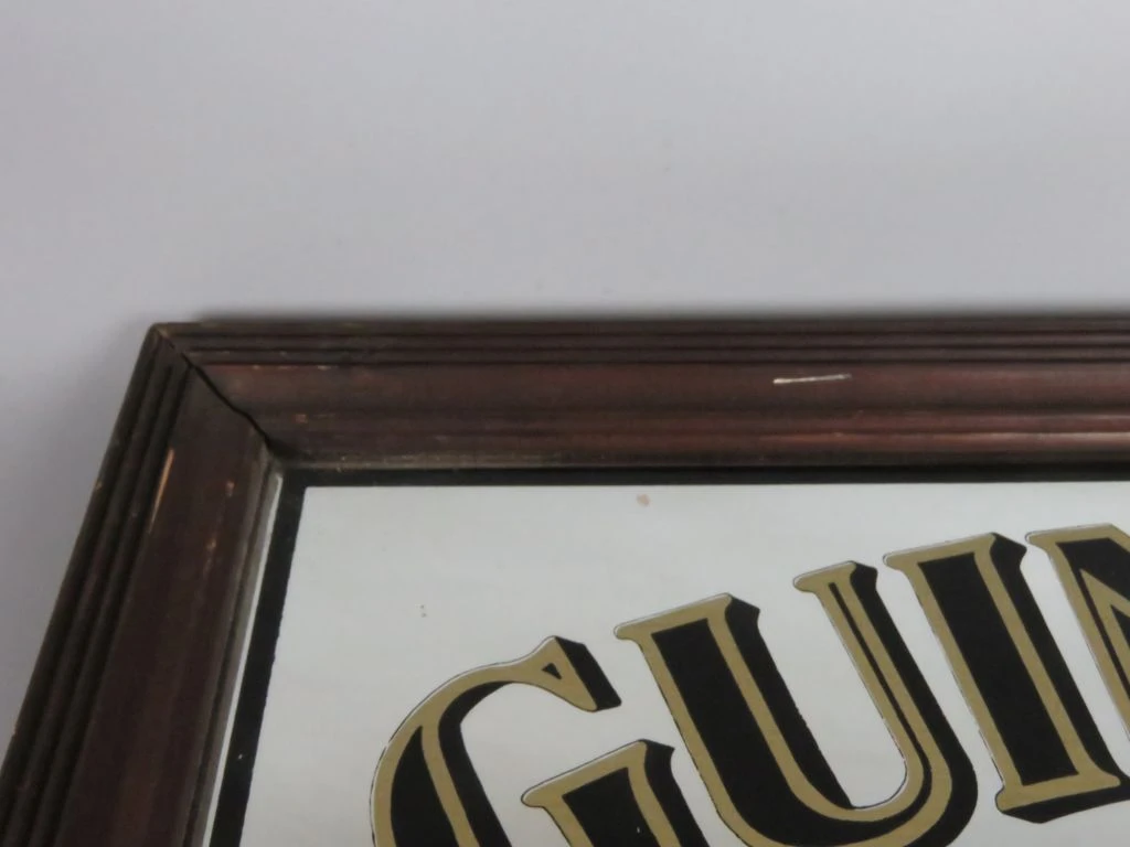 Guinness Extra Stout spiegel met houten lijst - foto 5