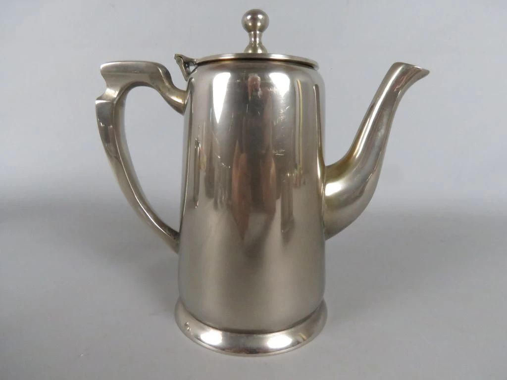 Set zilverkleurig koffie- en theeservies met kan, pot en melkkan - foto 5