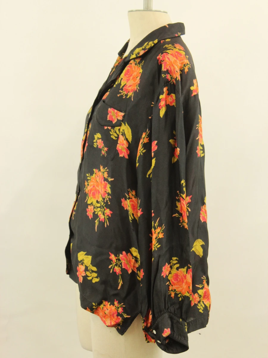 StandAloné zwarte blouse met oranje bloemenprint - foto 2