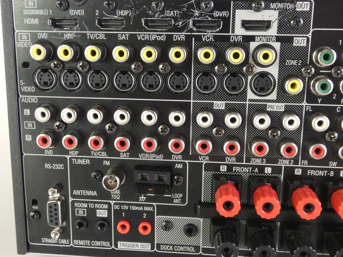 Denon AVR-2809 AV-receiver met afstandsbediening en kabels - foto 11