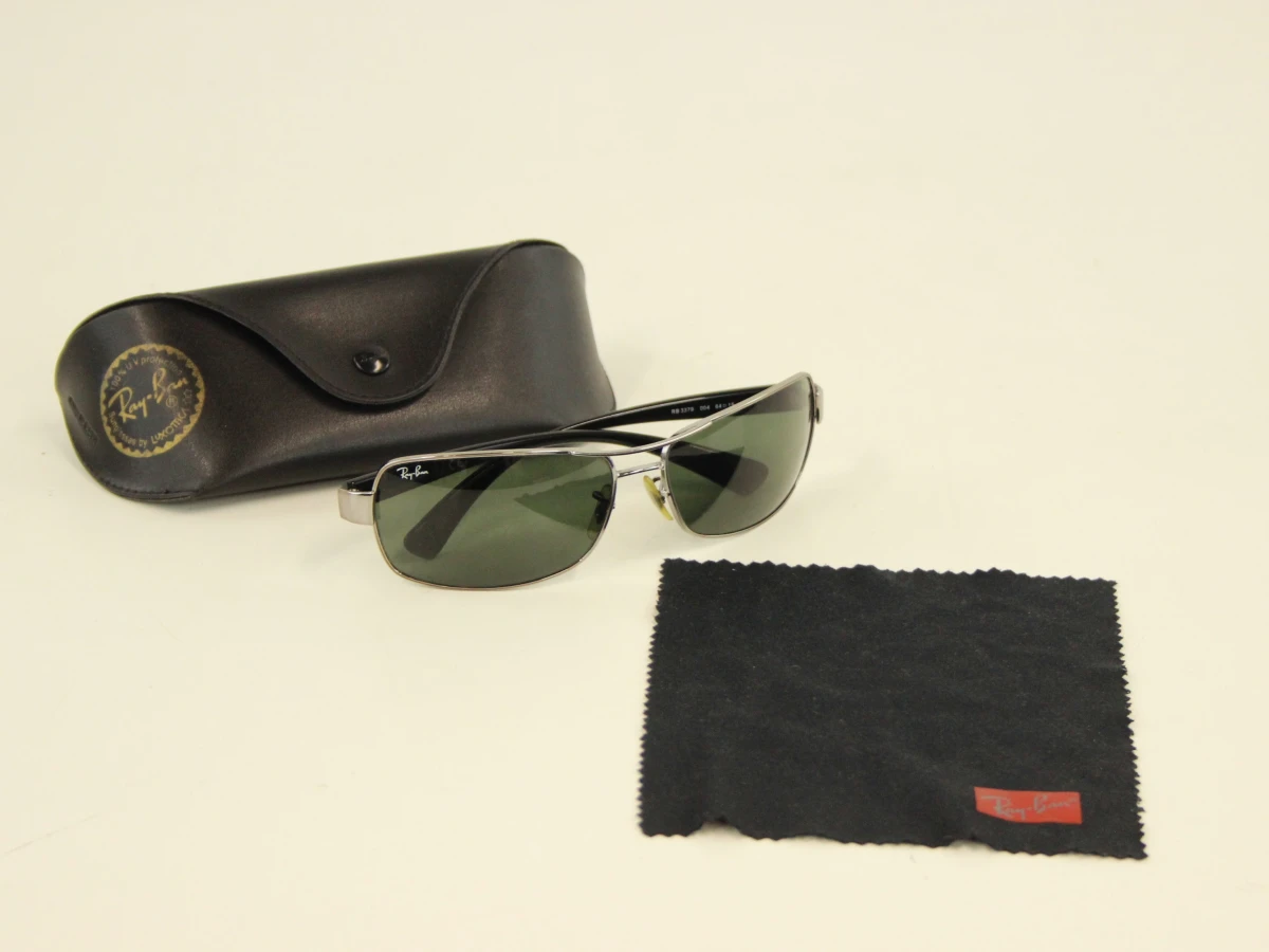Ray-Ban RB3379 zonnebril met zilverkleurig metalen montuur - foto 2