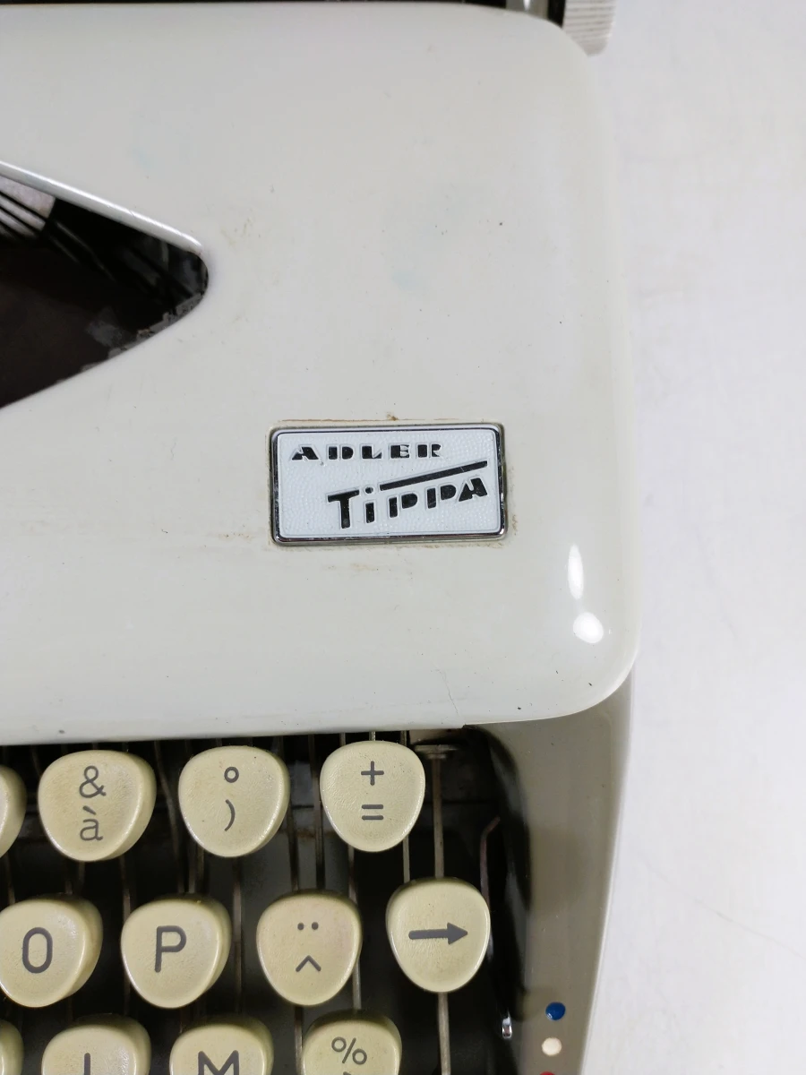Set van 2 vintage typemachines in koffers - foto 7