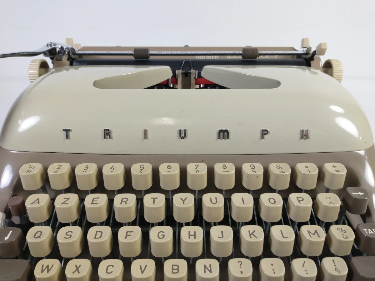 Set van 2 vintage typemachines in koffers - foto 3