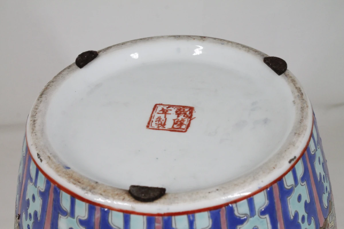 Chinese Famille Rose "Rose Medallion" dekselpot - foto 4