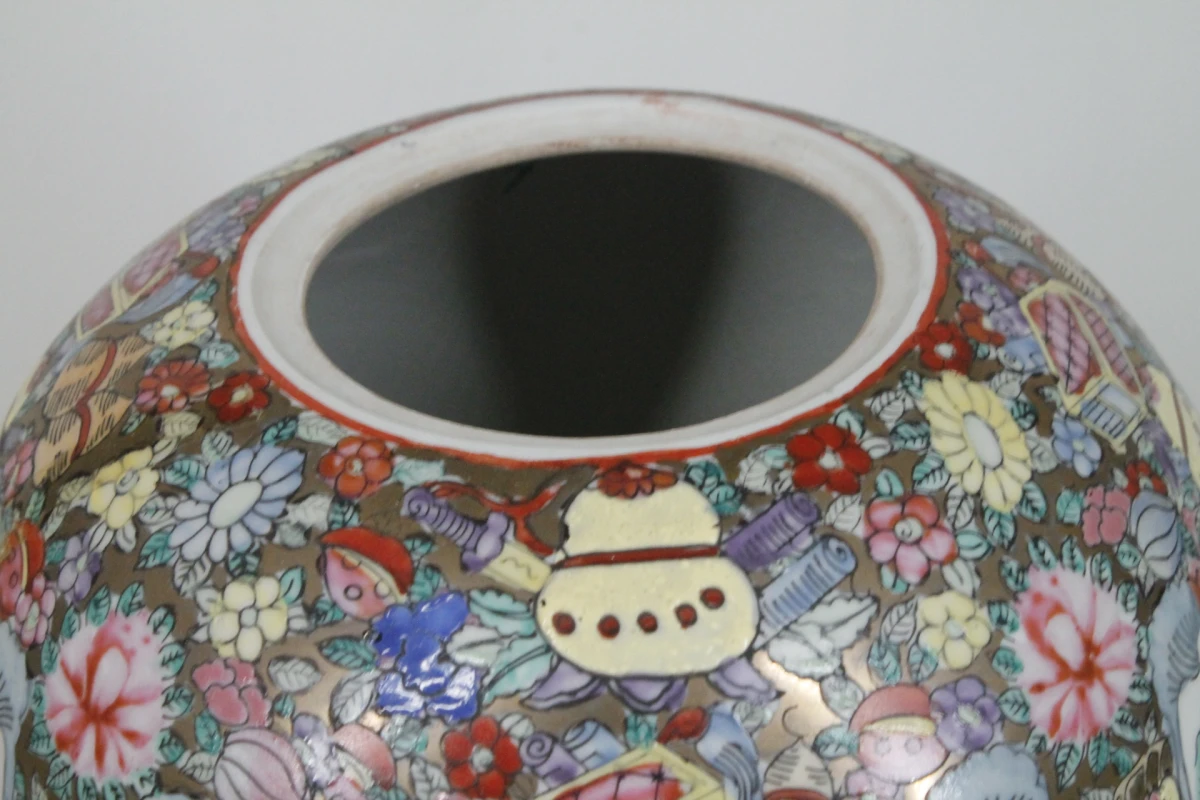 Chinese Famille Rose "Rose Medallion" dekselpot - foto 5