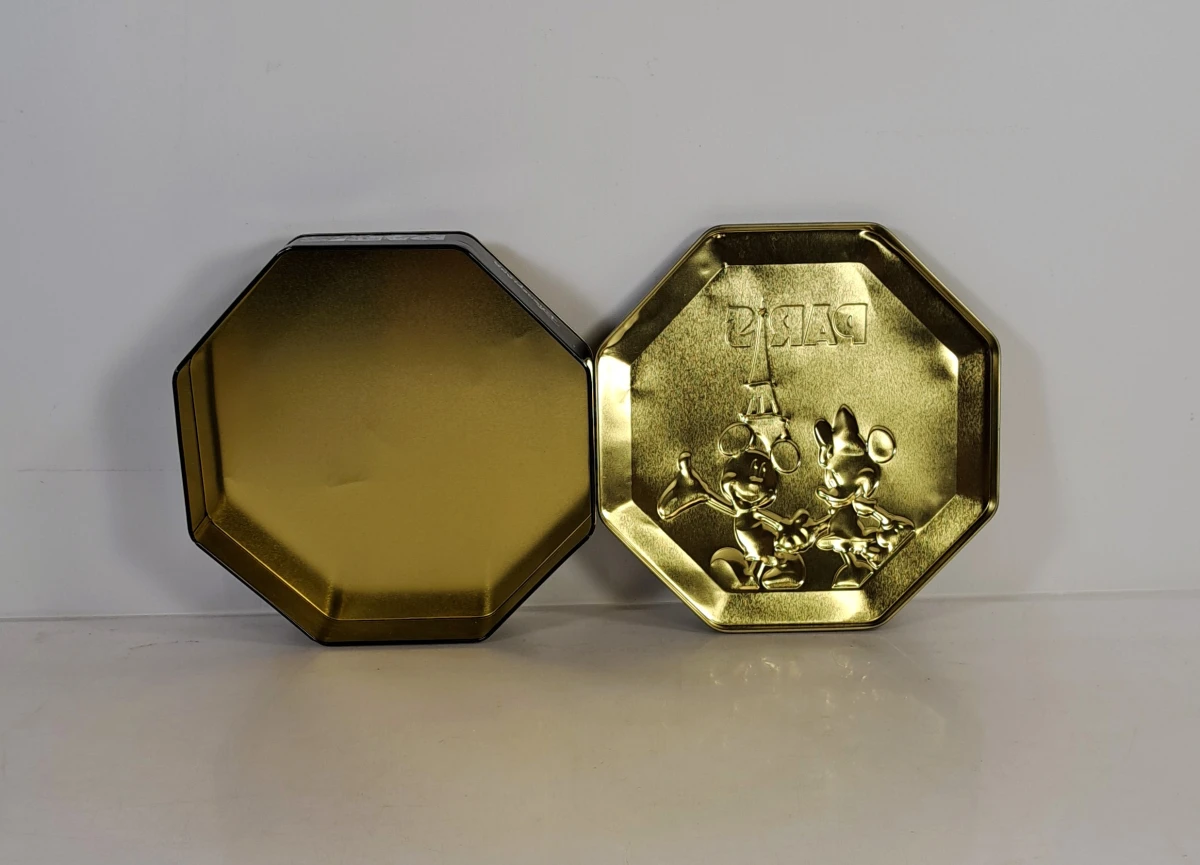Disney Mickey Mouse verzamelset met figuren, mokken en blikjes - foto 3