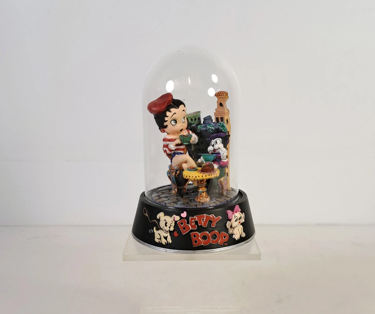 Beeldjes 'Spirit of the Mountain Lion' en Betty Boop - foto 6