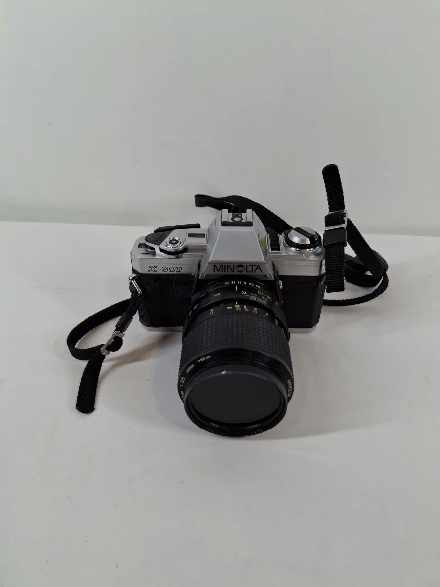 Minolta X-300 analoge spiegelreflexcamera met lens - foto 2