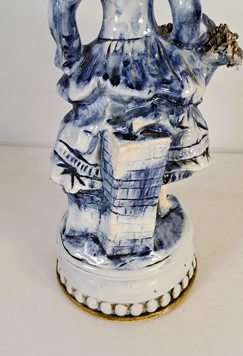 Sfeervol paar blauw-witte keramische figuren met gouddecoratie - foto 11