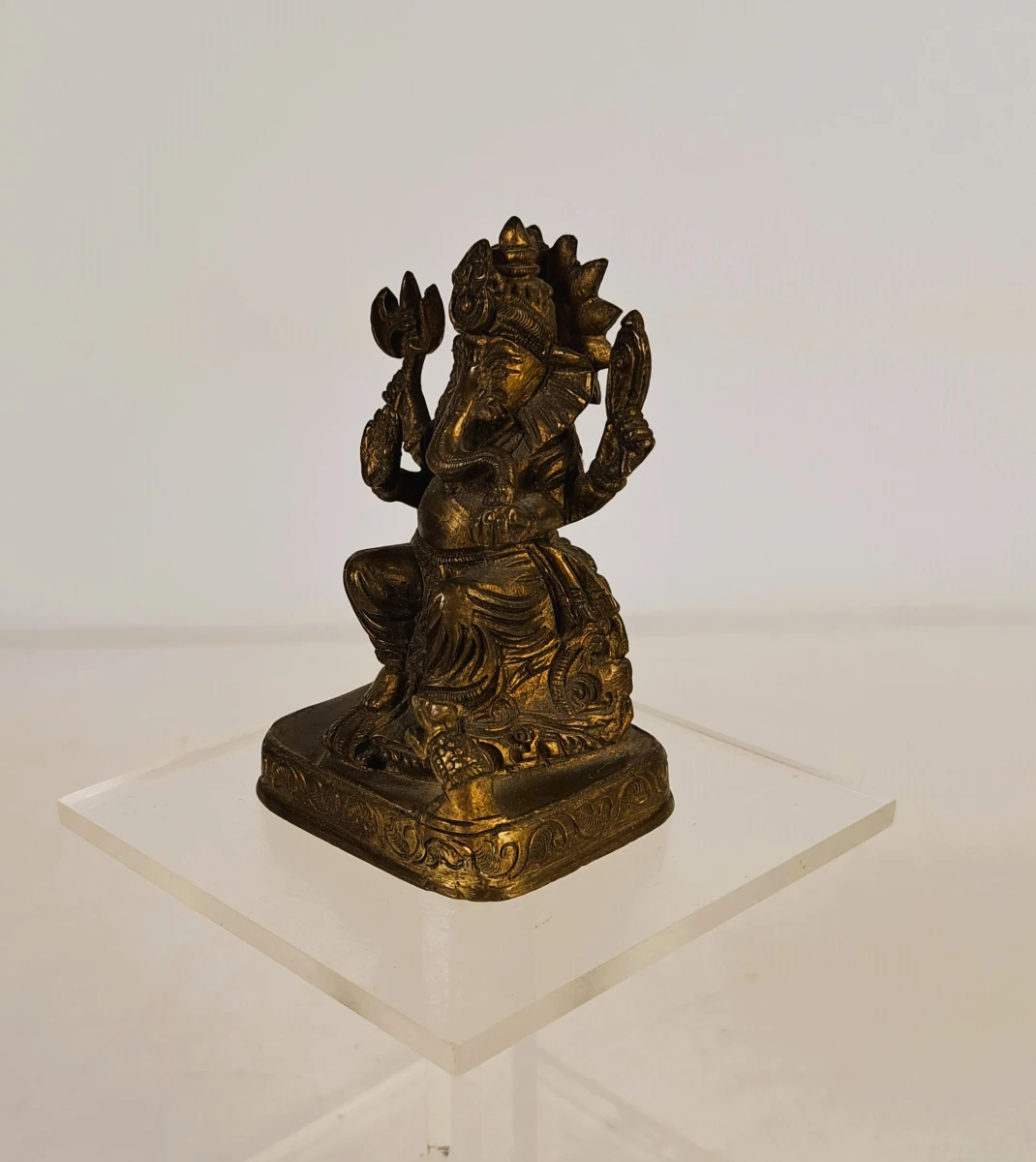 Decoratieve verzameling van vijf Indiase messing voorwerpen - foto 4