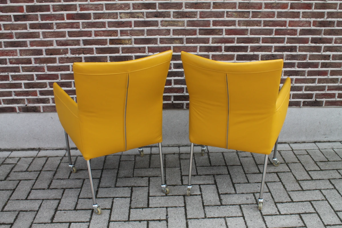2 Bert Plantagie Arc design eetkamerstoelen - foto 2