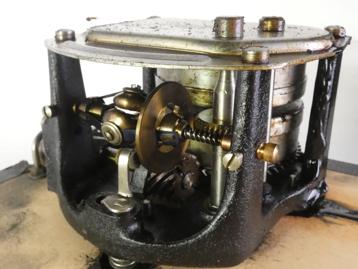 Vintage Linguaphone koffergrammofoon met Garrard-mechanisme - foto 20
