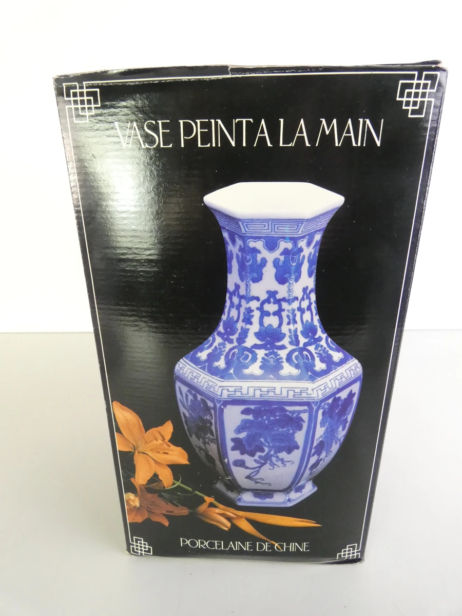 Set van 2 handgeschilderde Chinese porseleinen vazen - foto 12