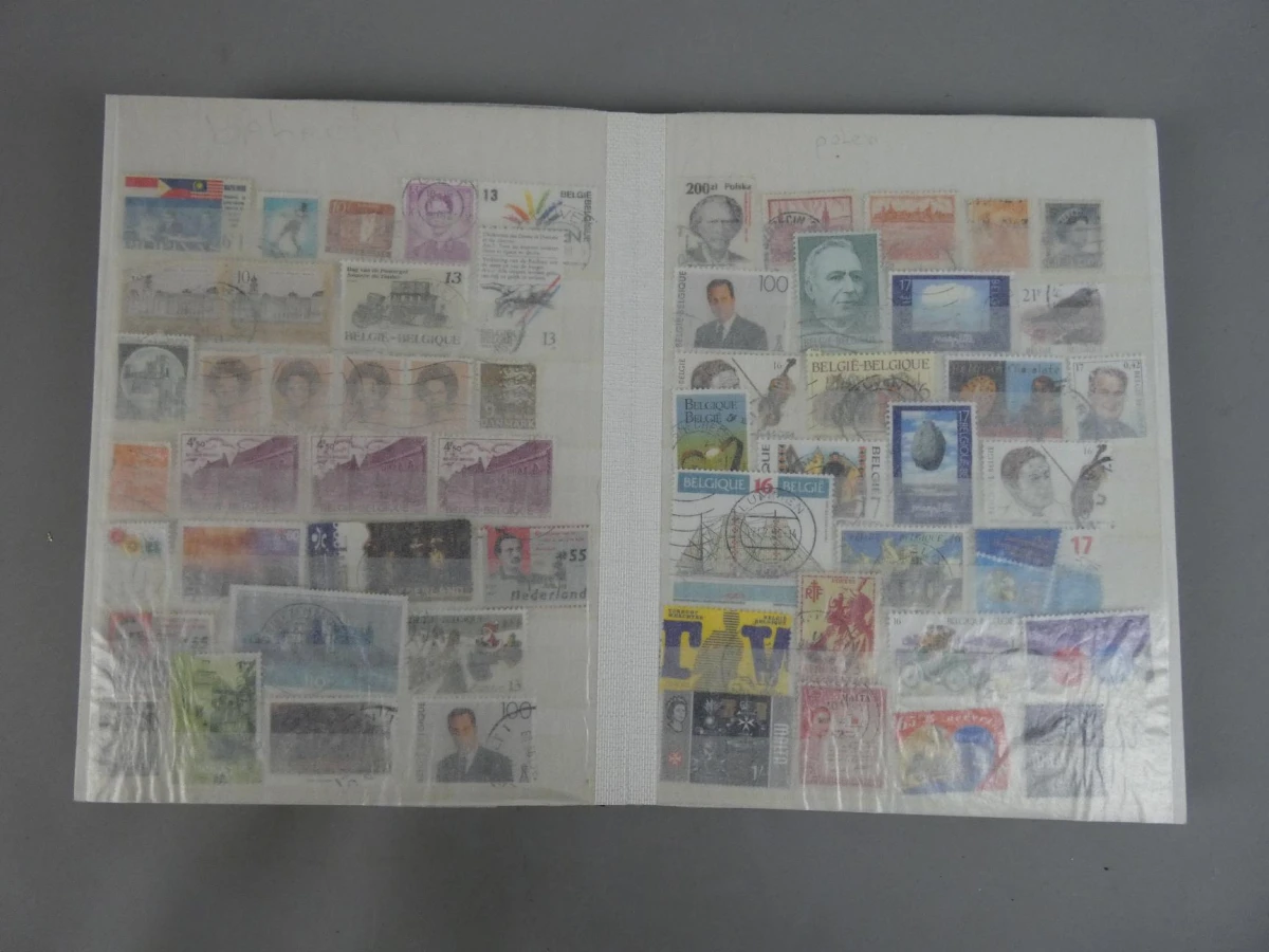 Postzegelalbum met Postzegels - foto 6