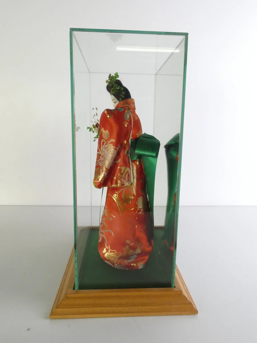 Japanse Geisha Pop in Glazen Vitrine - foto 12