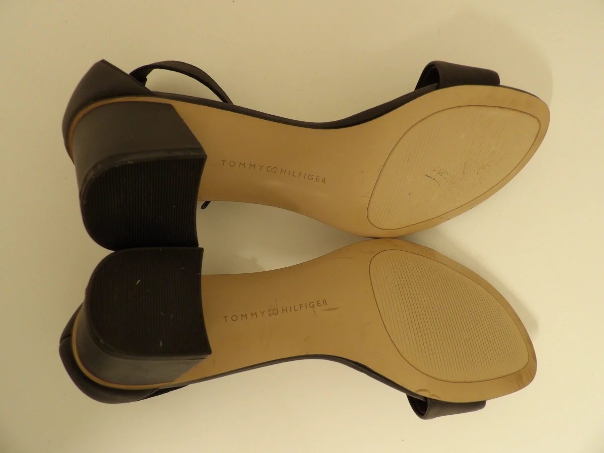 Tommy Hilfiger Hardware Mid Heel zwarte sandalen (maat 39) - foto 6