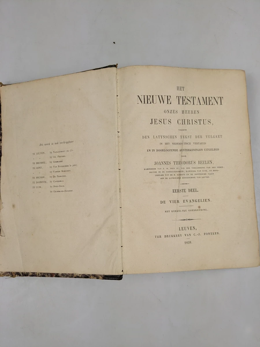 Oud boek Het Nieuwe Testament - foto 6