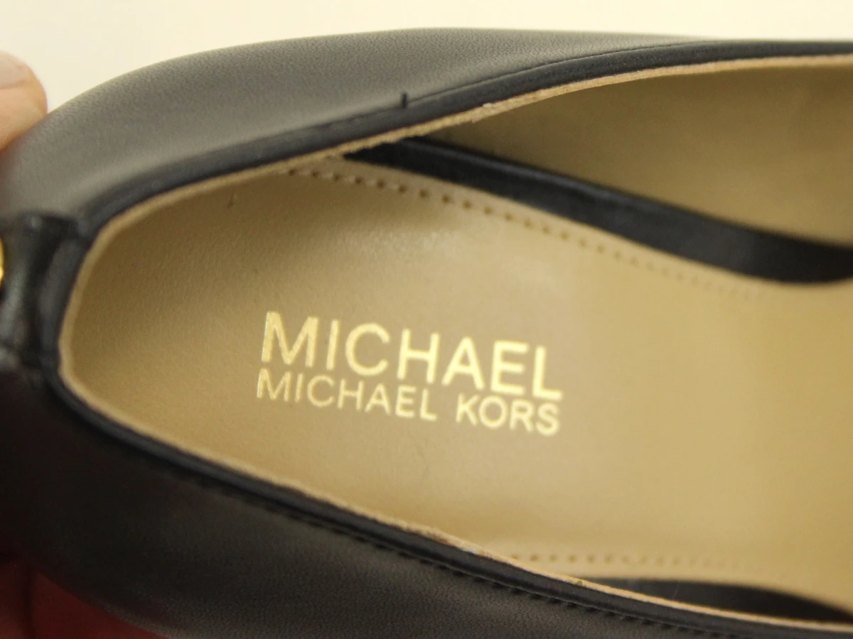 Michael Kors Klassieke damespumps in mat zwarte look - foto 10