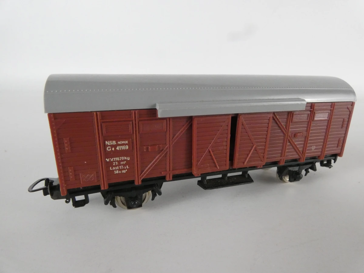 Modeltrein lot – Lima doos met diverse wagons en stoomlocomotief - foto 7