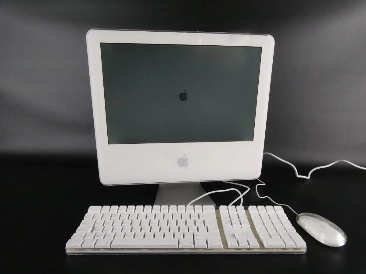 Apple iMac met toetsenbord en muis - foto 2
