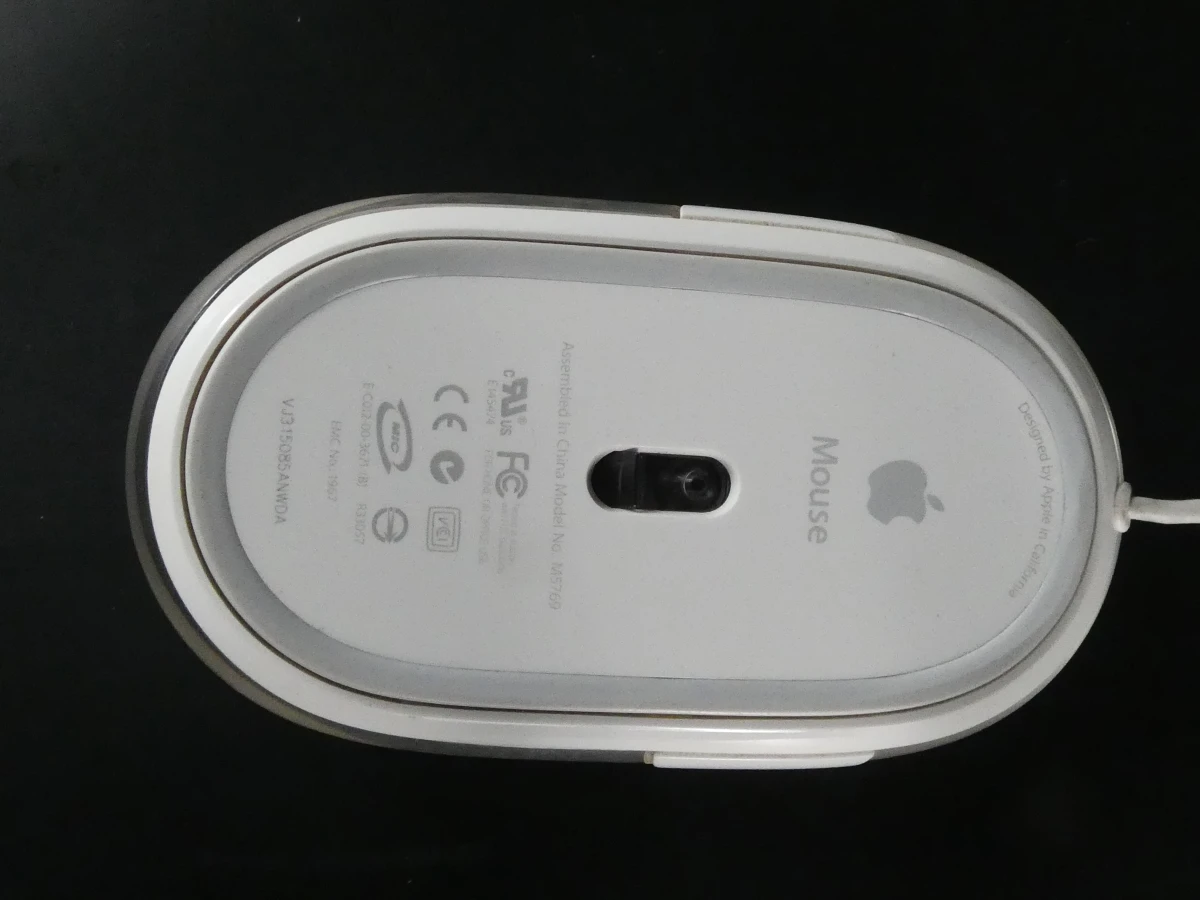 Apple iMac met toetsenbord en muis - foto 17