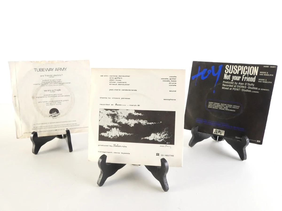 Set bevat vinyl singles en een mini CD - new wave jaren 70 - 80 - foto 11