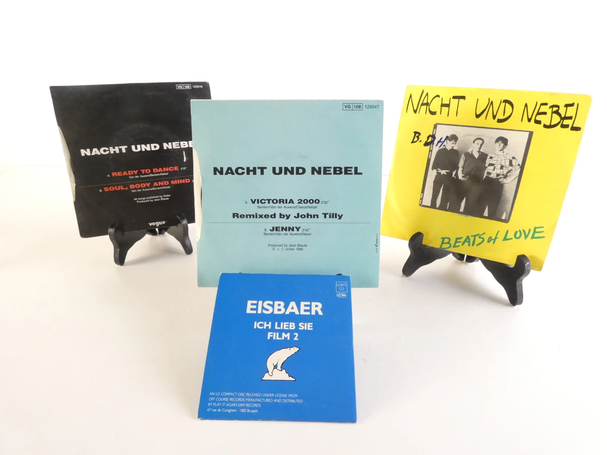 Set bevat vinyl singles en een mini CD - new wave jaren 70 - 80 - foto 23
