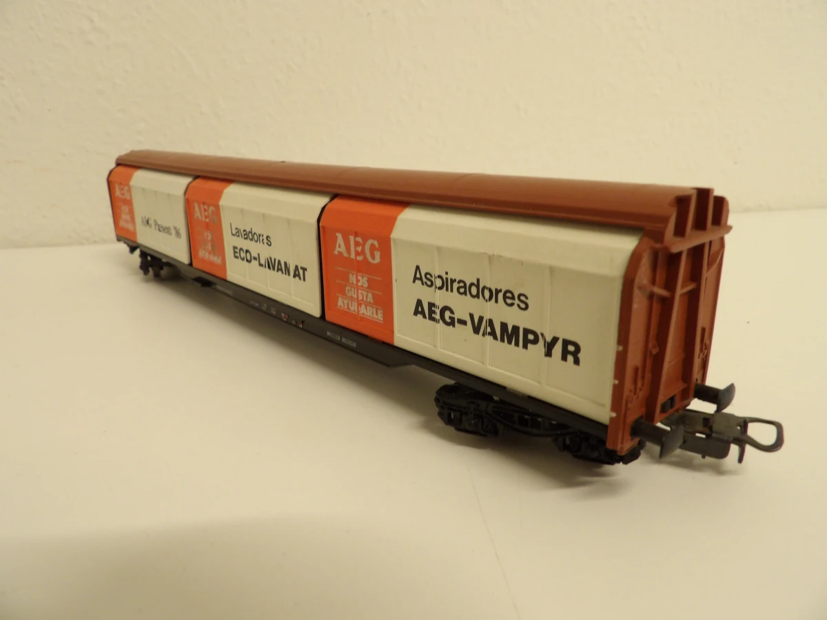 Set modeltreinlocomotieven en wagons van verschillende merken. - foto 12
