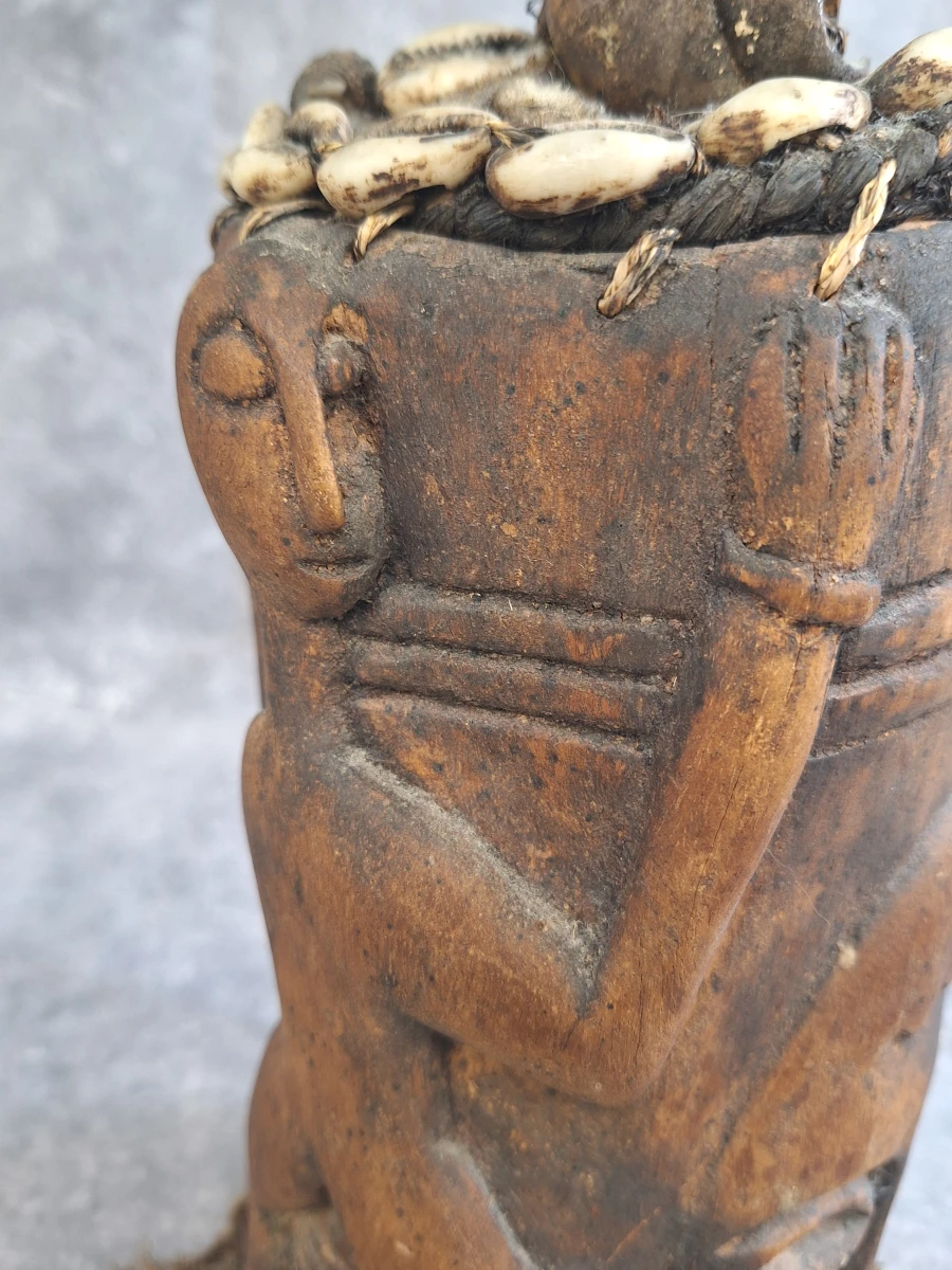 Set van 2 handgesneden Afrikaanse sculpturen - ritueel vat en krachtbeeld in tribale stijl - foto 9