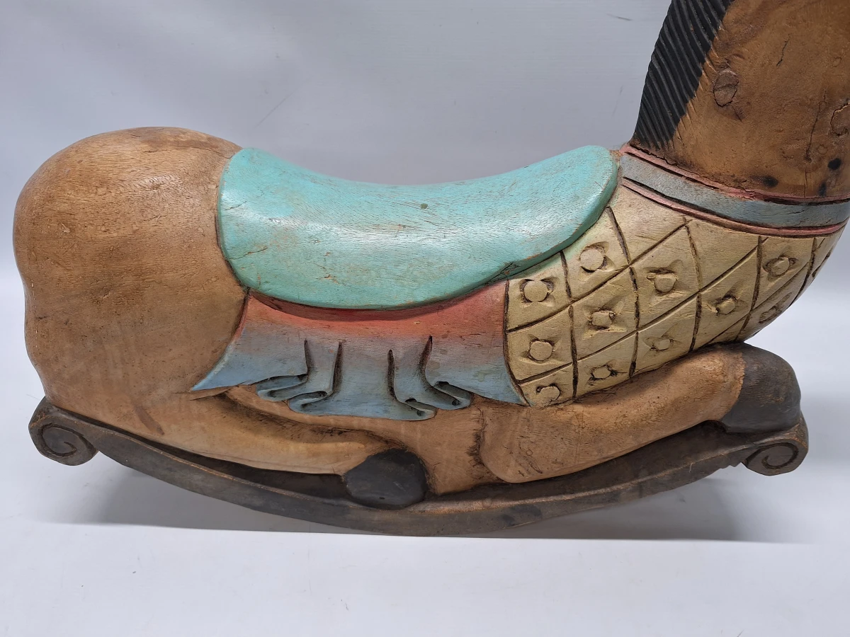 Vintage handgesneden houten schommelezel - beschilderd Aziatisch decoratiestuk - foto 7