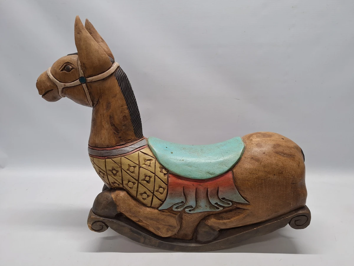 Vintage handgesneden houten schommelezel - beschilderd Aziatisch decoratiestuk - foto 3