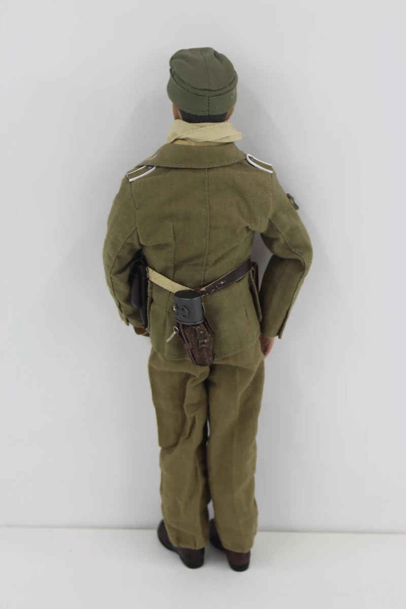 Militaire actiefiguur met uniform en accessoires - foto 4