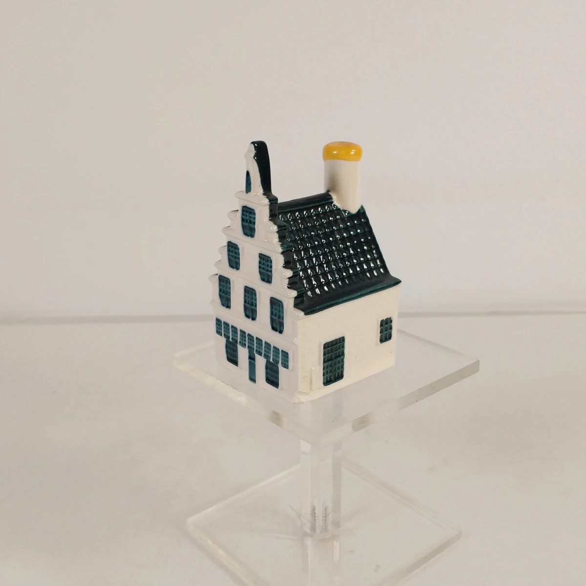 Verzameling Delfts blauwe miniaturen met KLM/Bols huisje - foto 10