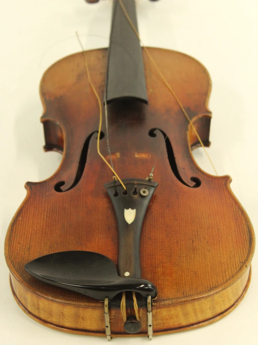 Antieke Guarnerius viool met koffer en accessoires - foto 10