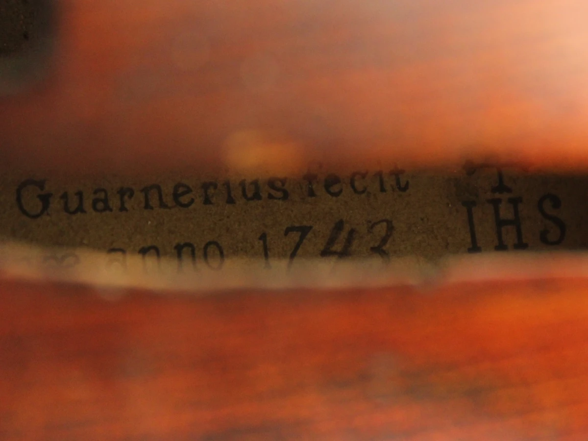 Antieke Guarnerius viool met koffer en accessoires - foto 17