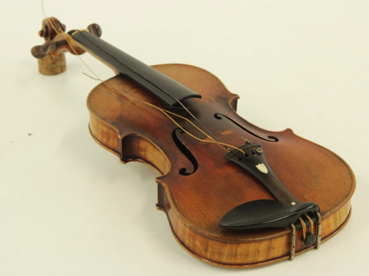 Antieke Guarnerius viool met koffer en accessoires - foto 19