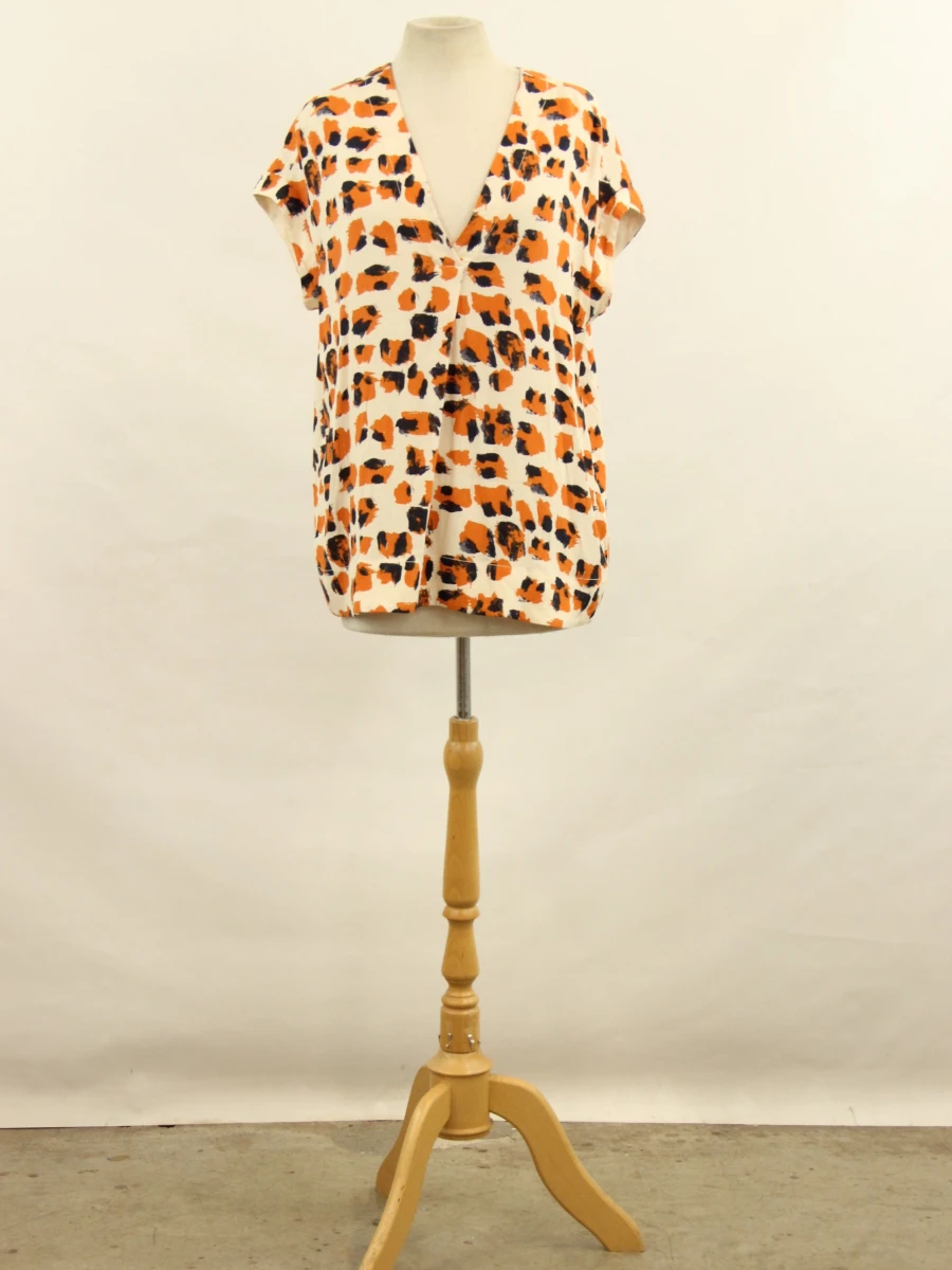 By Malene Birger dames blouse met oranje en zwarte print - foto 2