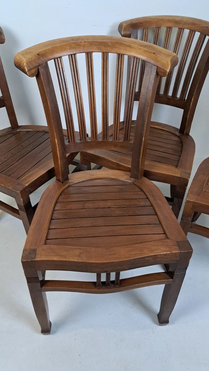 Set van vier koloniale houten stoelen uit Indonesië - foto 5