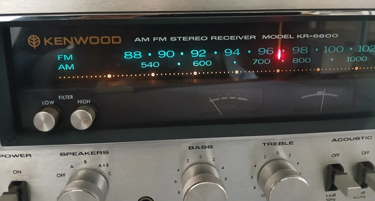 Kenwood AM-FM stereo tuner versterker KR-6600 - foto 5