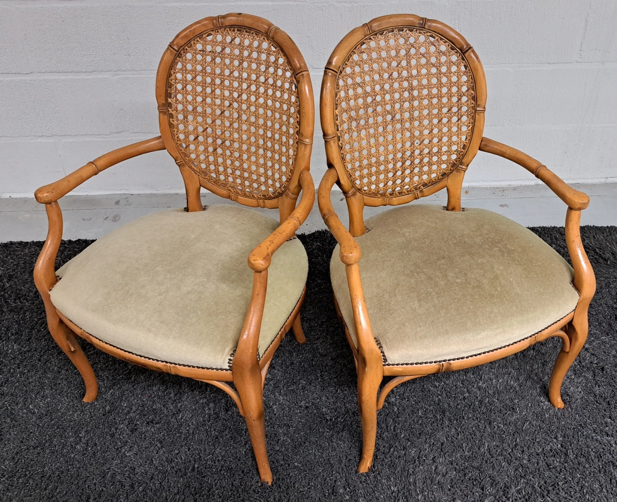 Set van 2 vintage rotan stoelen met armleuning - foto 9