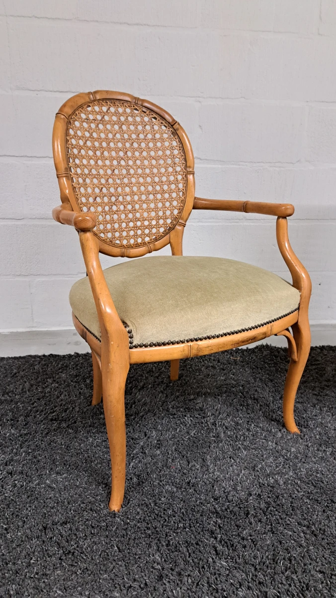 Set van 2 vintage rotan stoelen met armleuning - foto 3