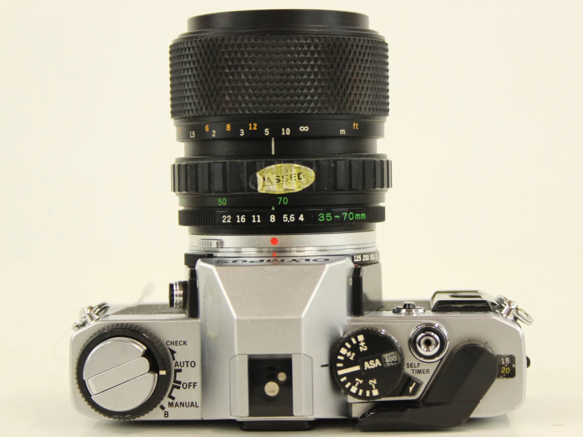 Olympus OM-20 analoge spiegelreflexcamera met 35-70mm lens - foto 6