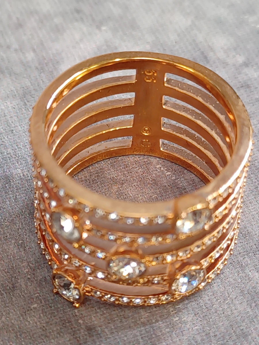 Stijlvolle Swarovski goudkleurige multi-band ring met kristallen - foto 5
