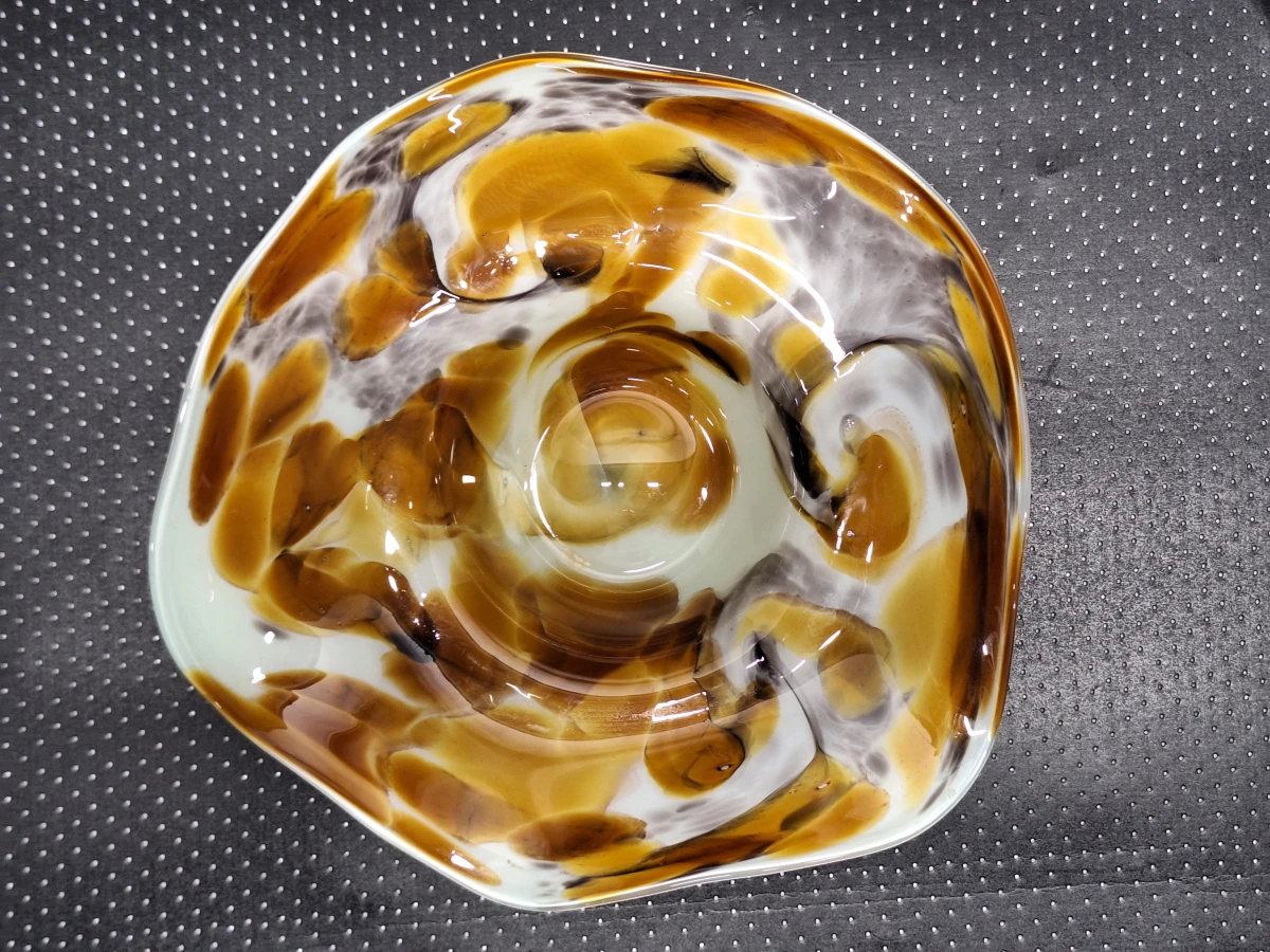 Vintage Glazen Schaal met Amber-wit Vlekkenpatroon - Roman Glassworks Linz - foto 5