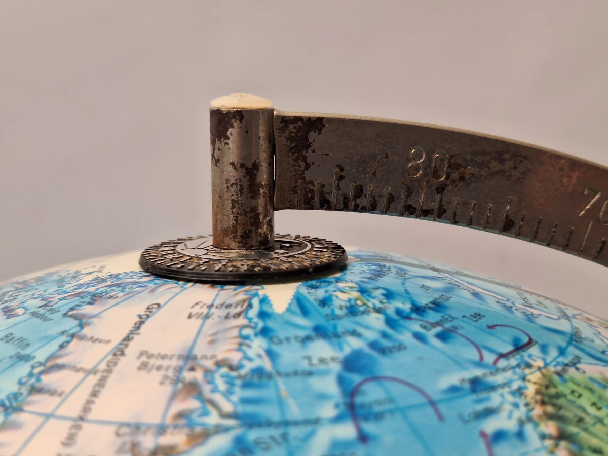 Vintage wereldbol - Een verlichte Deense design Globe - foto 12