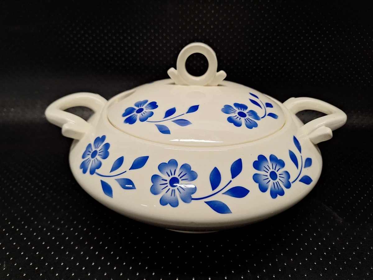 Duits antiek eetservies met blauw bloemendecor van Annaburg Porzellan - foto 9