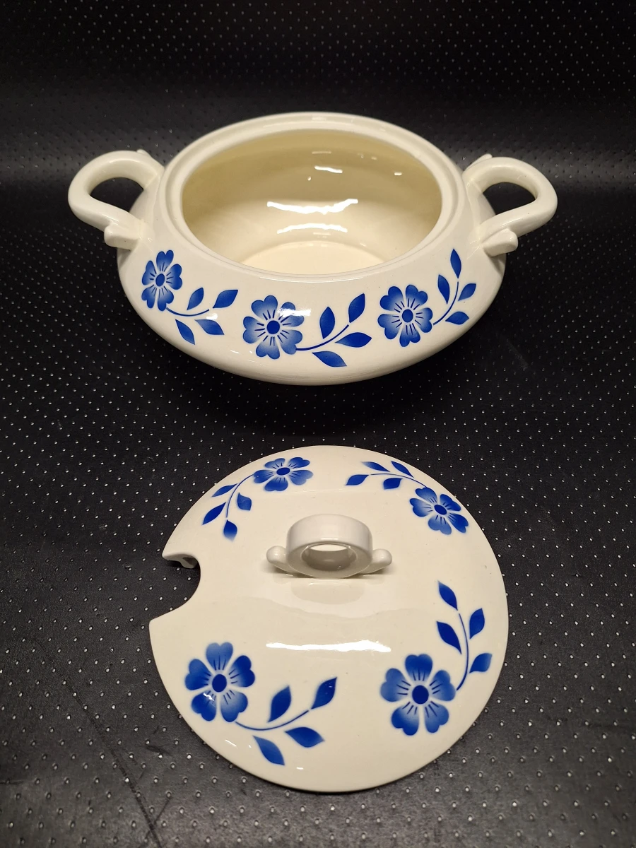 Duits antiek eetservies met blauw bloemendecor van Annaburg Porzellan - foto 12
