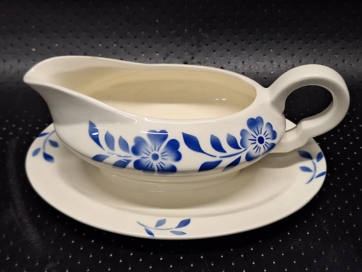 Duits antiek eetservies met blauw bloemendecor van Annaburg Porzellan - foto 16