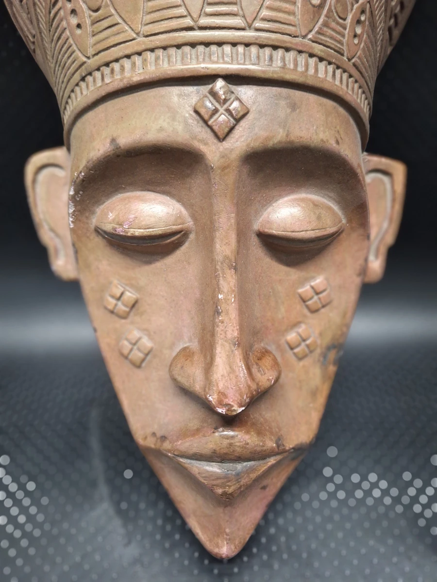 Set van 3 decoratieve tribale maskers in hout en terracotta - foto 15